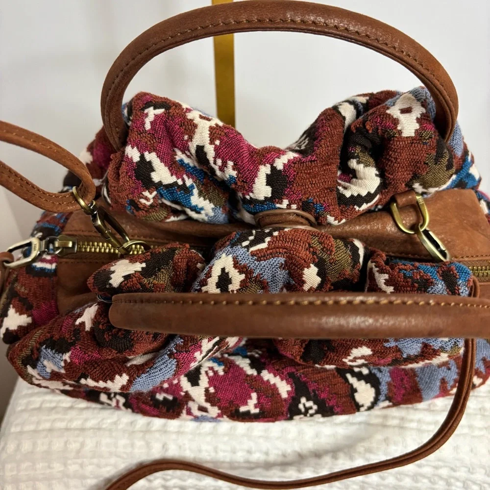Hobo Darling Small Satchel Damask Tapestry Fabric and Leather Women's Bag